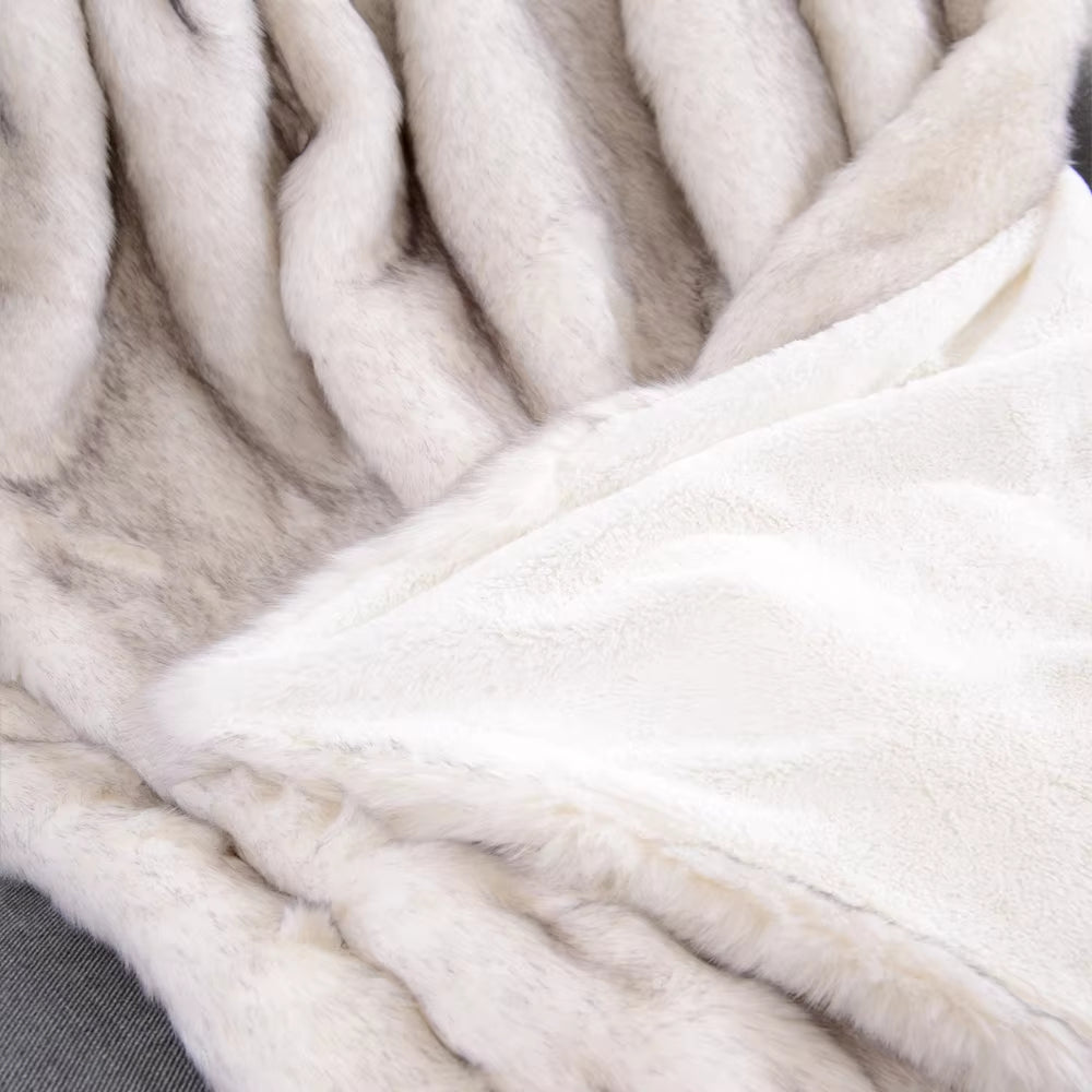 Double Layers Faux Fur Blankets for Beds Soft Warm Mink Throw Acrylic Long Pile Home Decor Imitated Fox Fur Throw Blankets