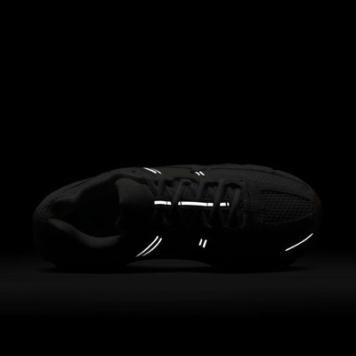 W Nike Zoom Vomero 5 FJ2028-104
