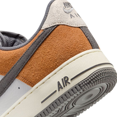 M Nike Air Force 1 '07 LV8 IB7718-030